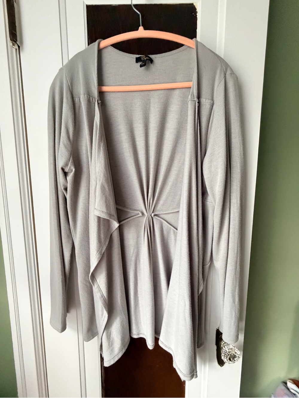 Cupio Gray Open-Front Cardigan with Twist Detail